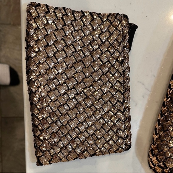 Naghedi Gold Metallic Woven Crossbody Bag - Picture 4 of 9